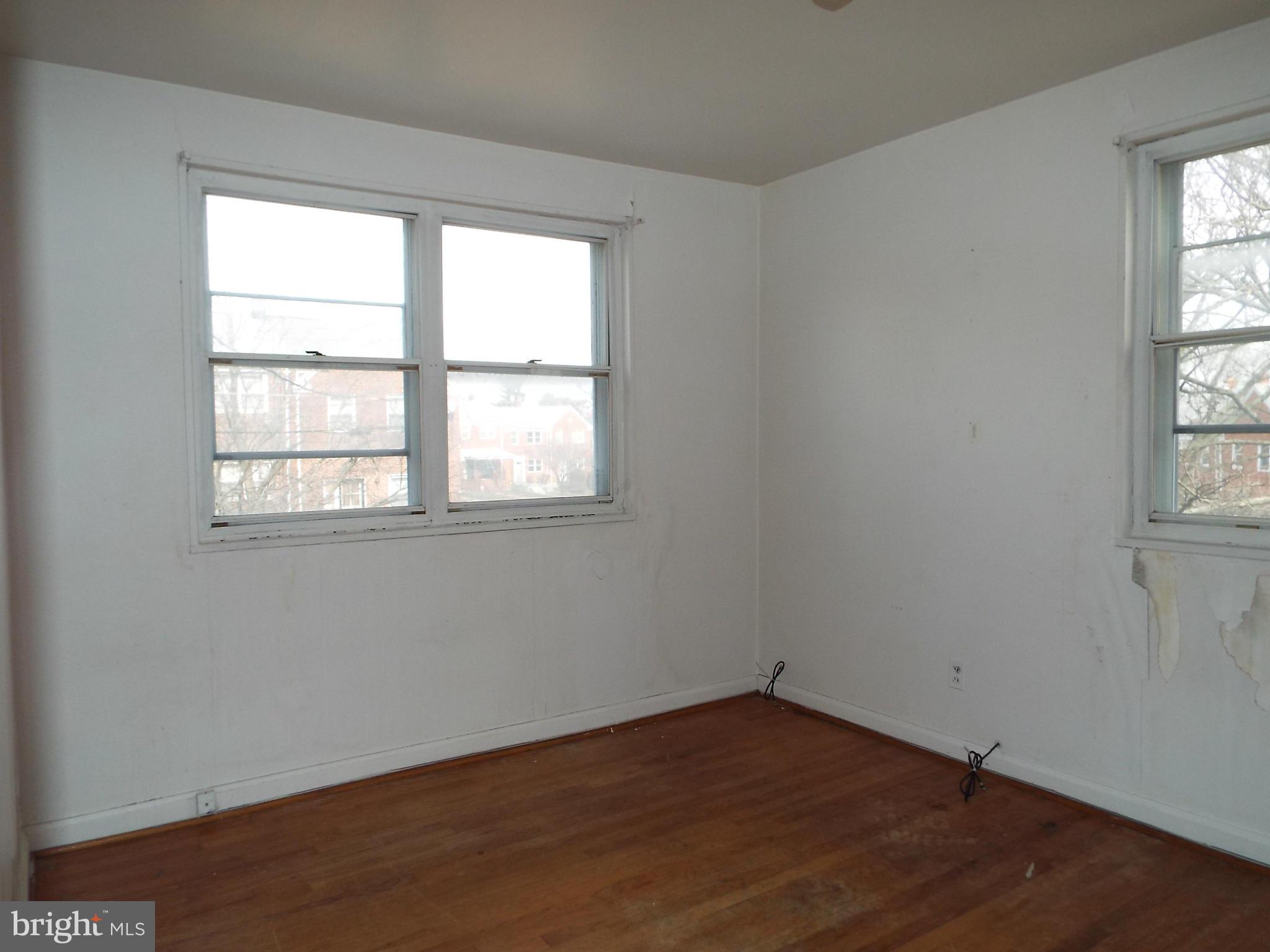 5400 Addington Road Baltimore, MD 21229 - Photo 9 of 13 Bedroom