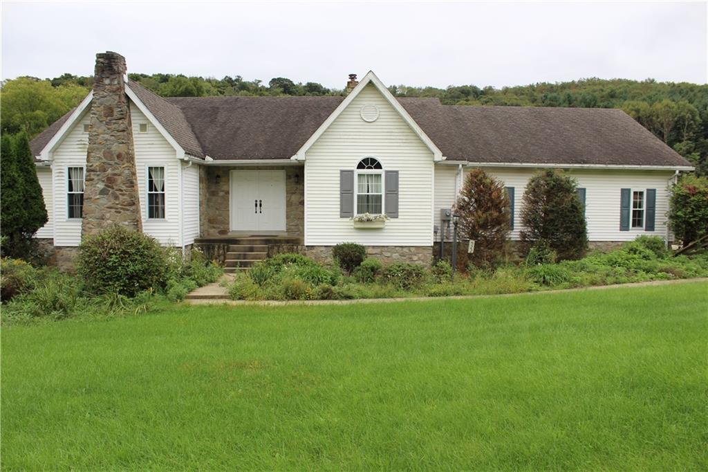 522 Pleasant Valley Road Washington, PA 15301 - Photo 1 of 25