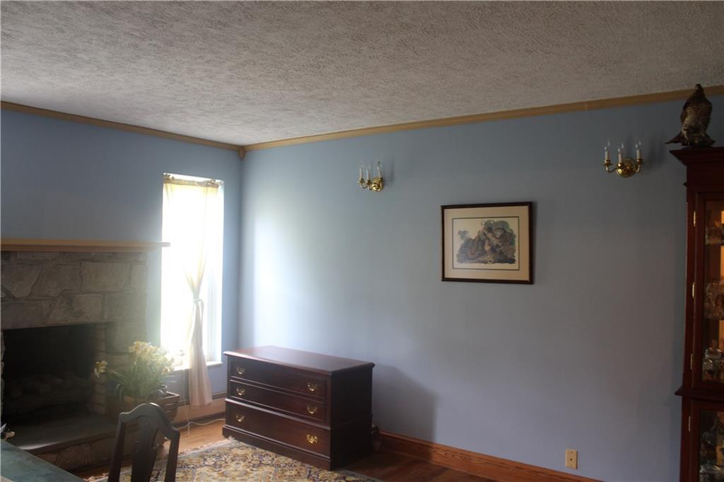 522 Pleasant Valley Road Washington, PA 15301 - Photo 7 of 25