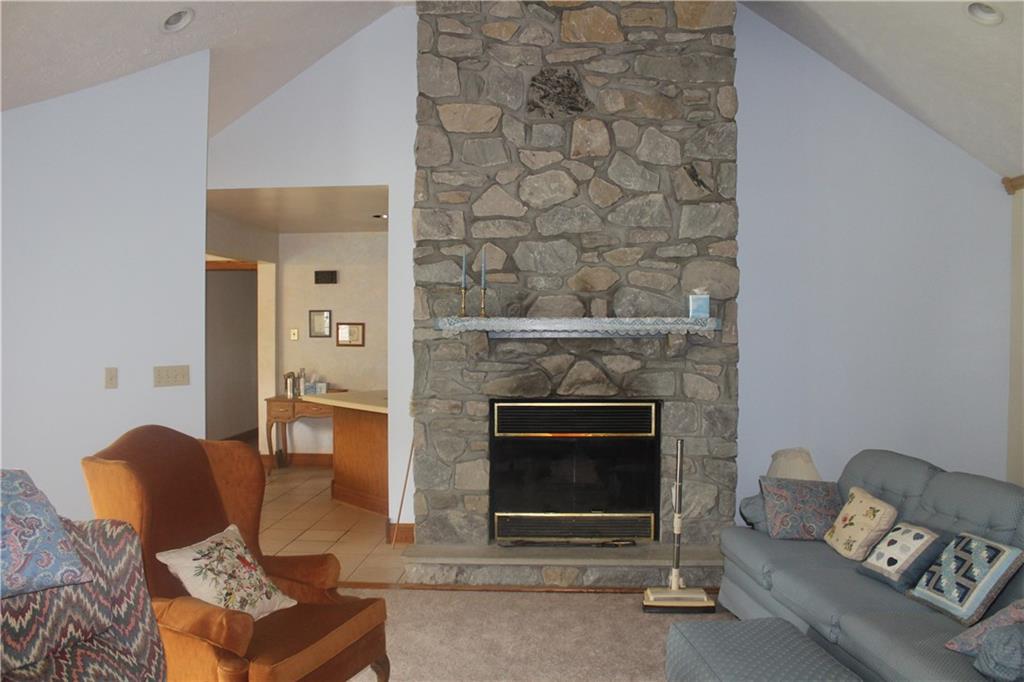 522 Pleasant Valley Road Washington, PA 15301 - Photo 10 of 25