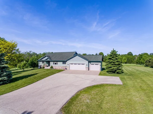 $625,000 | N2163 770th Street, Hager City, WI 54014