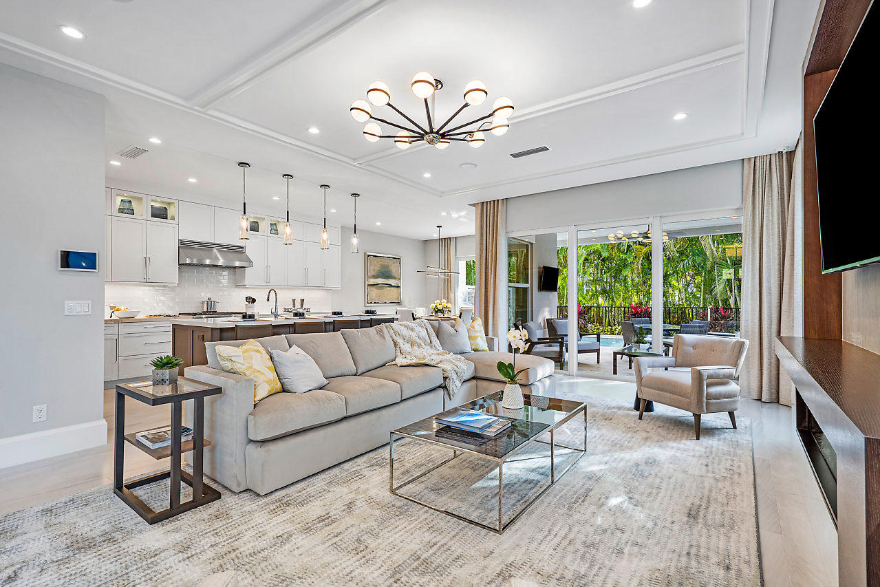 434 Northeast Wavecrest Way Boca Raton, FL 33432 - Photo 4 of 35 434 NE Wavecrest B