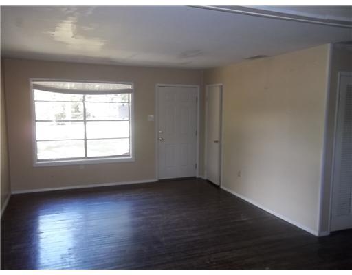 2824 Bellview Avenue Moss Point, MS 39563 - Photo 3 of 10 Additional Photo