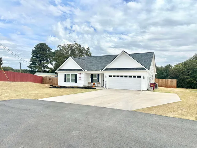 $364,999 | 291 Little Mountain Circle, Inman, SC 29349
