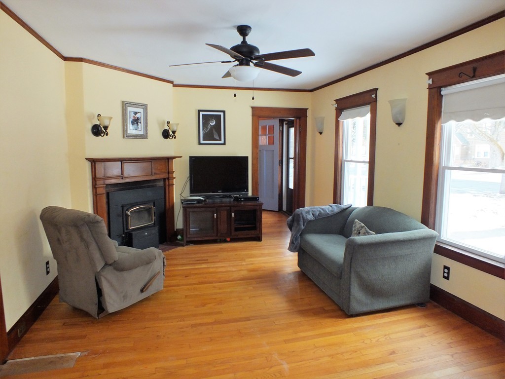 18 Champney Road Greenfield, MA 01301 - Photo 4 of 30 Gallery Image 4