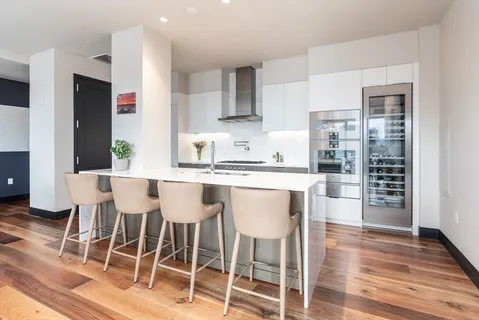 $5,699,000 | 300 Pier 4 Blvd., Unit PH J, Boston, MA 02210