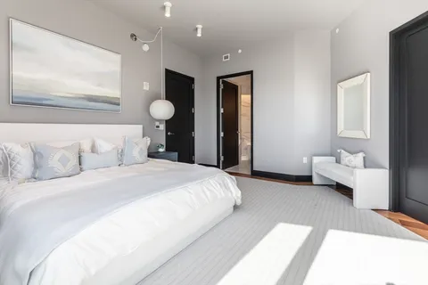 $5,699,000 | 300 Pier 4 Blvd., Unit PH J, Boston, MA 02210