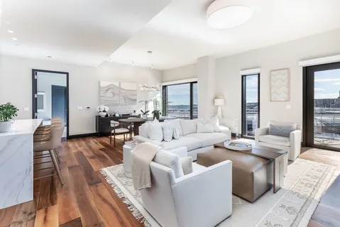 $5,699,000 | 300 Pier 4 Blvd., Unit PH J, Boston, MA 02210