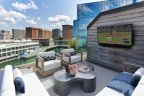 $5,699,000 | 300 Pier 4 Blvd., Unit PH J, Boston, MA 02210