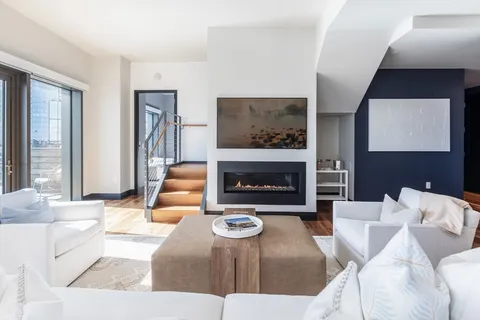 $5,699,000 | 300 Pier 4 Blvd., Unit PH J, Boston, MA 02210