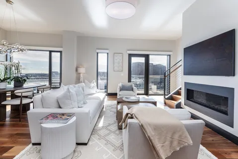 $5,699,000 | 300 Pier 4 Blvd., Unit PH J, Boston, MA 02210