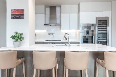 $5,699,000 | 300 Pier 4 Blvd., Unit PH J, Boston, MA 02210