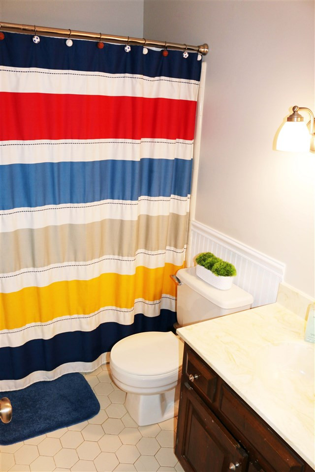 4508 Tetbury Place Raleigh, NC 27613 - Photo 19 of 22 Second Floor Full Bathroom