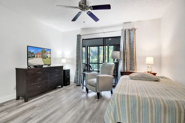 $325,000 | 3068 Lucerne Park Drive, Greenacres, FL 33467