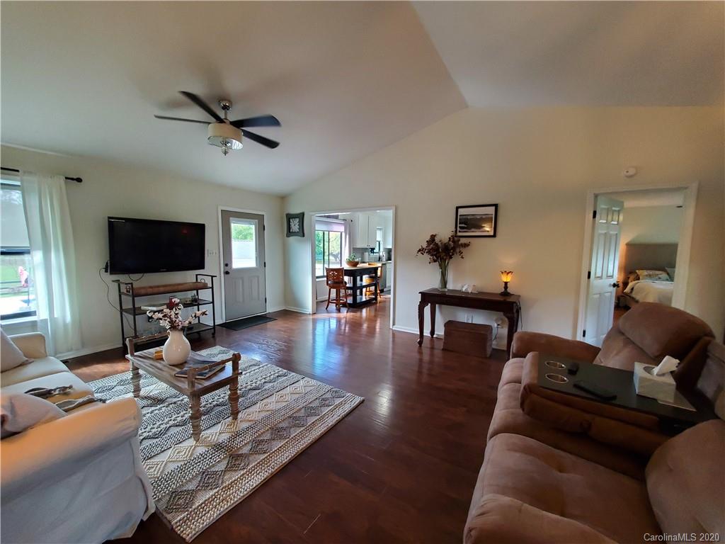 699 Connolly Road, Unit 4 York, SC 29745 - Photo 3 of 19 Gallery Image 3