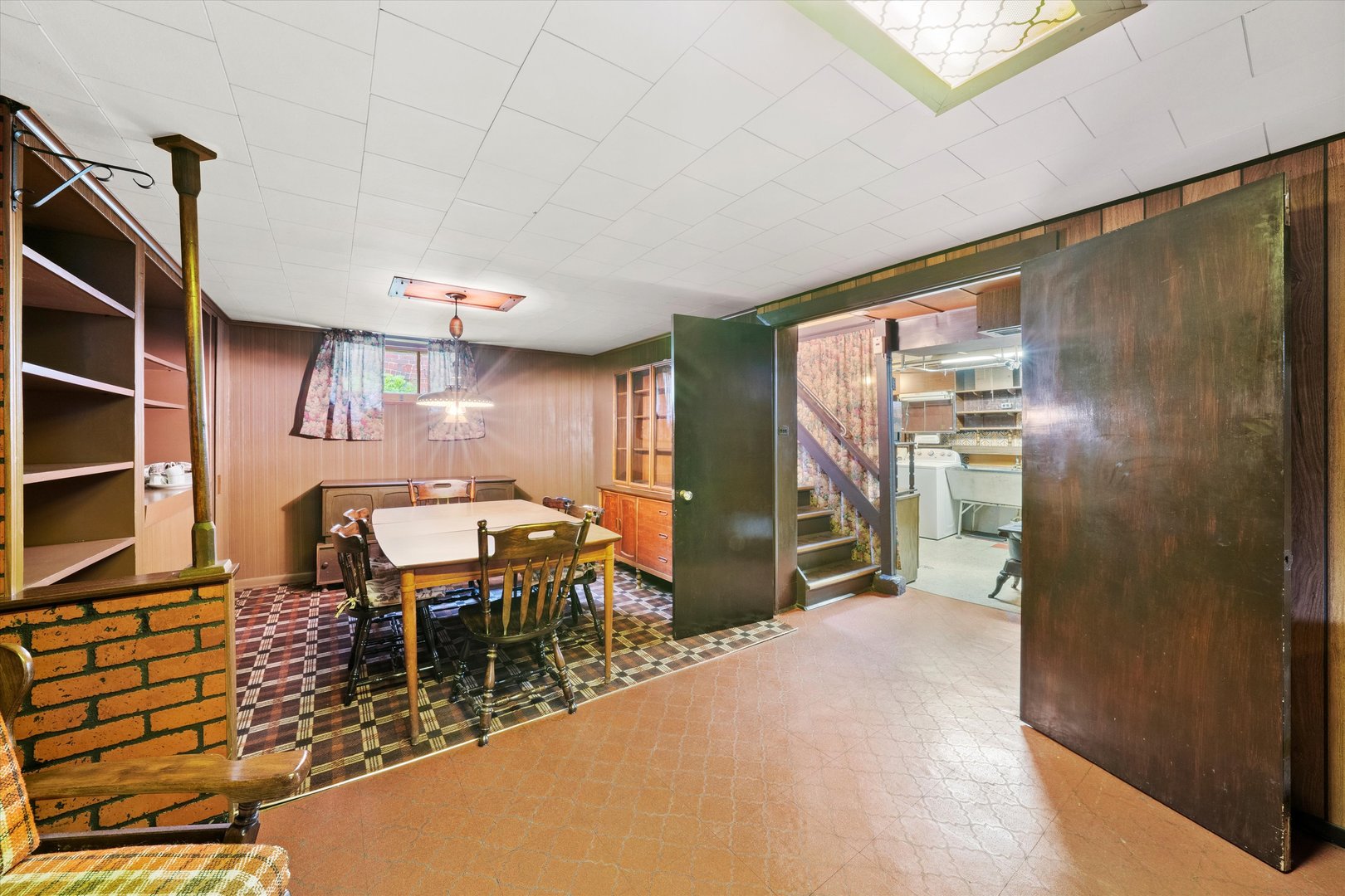 10816 South Ridgeway Avenue Chicago, IL 60655 - Photo 12 of 16 Gallery Image 12