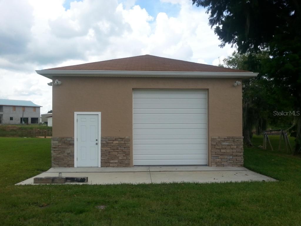 1614 Linda Road Okeechobee, FL 34974 - Photo 23 of 29 Detached Garage