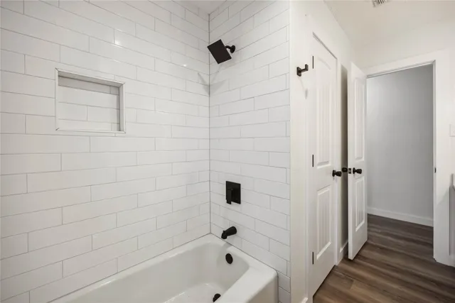 $2,600 | 12418 A Bar Drive, Santa Fe, TX 77510