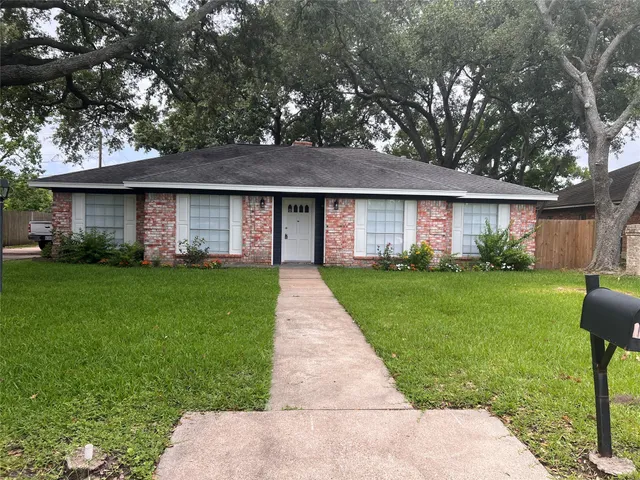 $2,600 | 12418 A Bar Drive, Santa Fe, TX 77510