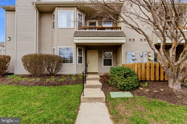 $2,360 | 3403 Waltham Court, Yardley, PA 19067