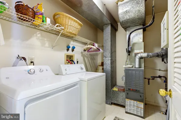 $2,360 | 3403 Waltham Court, Yardley, PA 19067