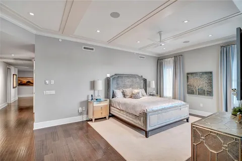 $7,950,000 | 146 4th Avenue Northeast, Unit 600, St. Petersburg, FL 33701