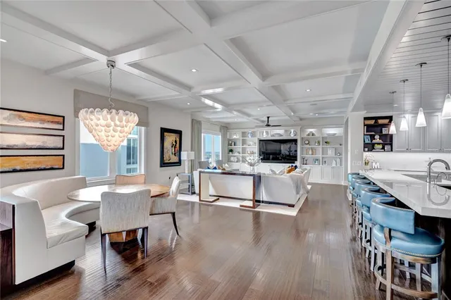 $7,950,000 | 146 4th Avenue Northeast, Unit 600, St. Petersburg, FL 33701