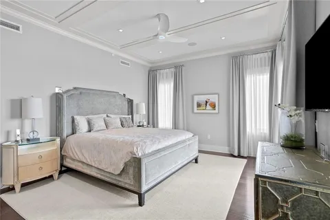 $7,950,000 | 146 4th Avenue Northeast, Unit 600, St. Petersburg, FL 33701