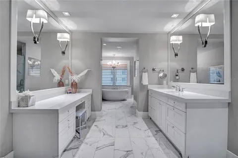 $7,950,000 | 146 4th Avenue Northeast, Unit 600, St. Petersburg, FL 33701