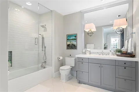 $7,950,000 | 146 4th Avenue Northeast, Unit 600, St. Petersburg, FL 33701