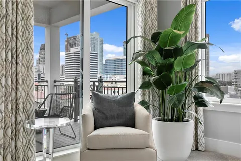 $7,950,000 | 146 4th Avenue Northeast, Unit 600, St. Petersburg, FL 33701