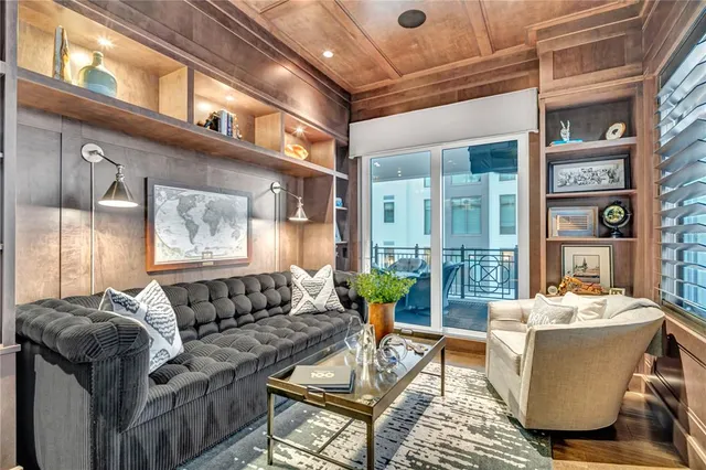 $7,950,000 | 146 4th Avenue Northeast, Unit 600, St. Petersburg, FL 33701