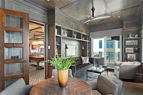 $7,950,000 | 146 4th Avenue Northeast, Unit 600, St. Petersburg, FL 33701