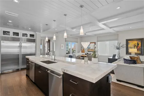 $7,950,000 | 146 4th Avenue Northeast, Unit 600, St. Petersburg, FL 33701