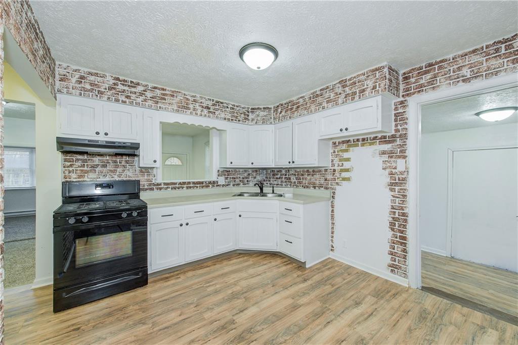 10919 East Southport Road Indianapolis, IN 46259 - Photo 8 of 34 Gallery Image 8