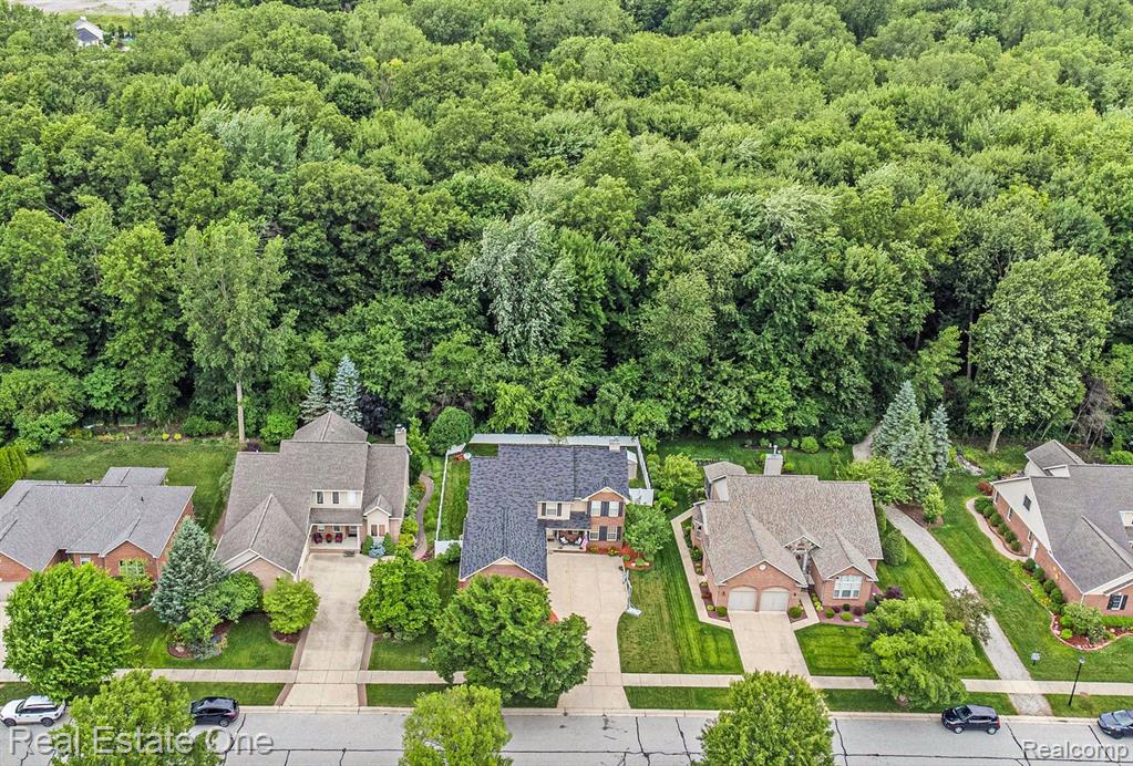 22754 Fawn Road Trenton, MI 48183 - Photo 37 of 41 Gallery Image 37