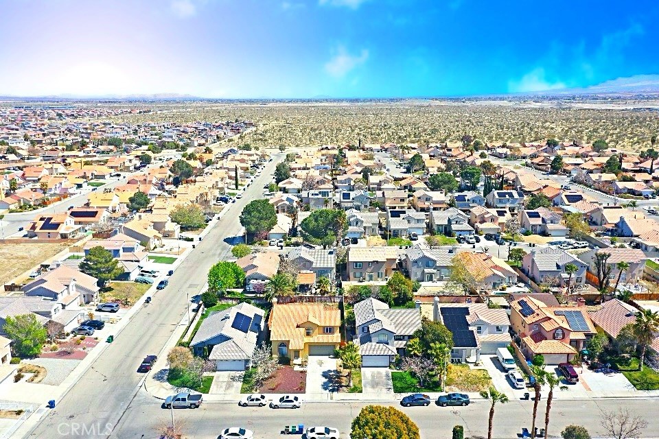 36934 Royce Court Palmdale, CA 93552 - Photo 4 of 51