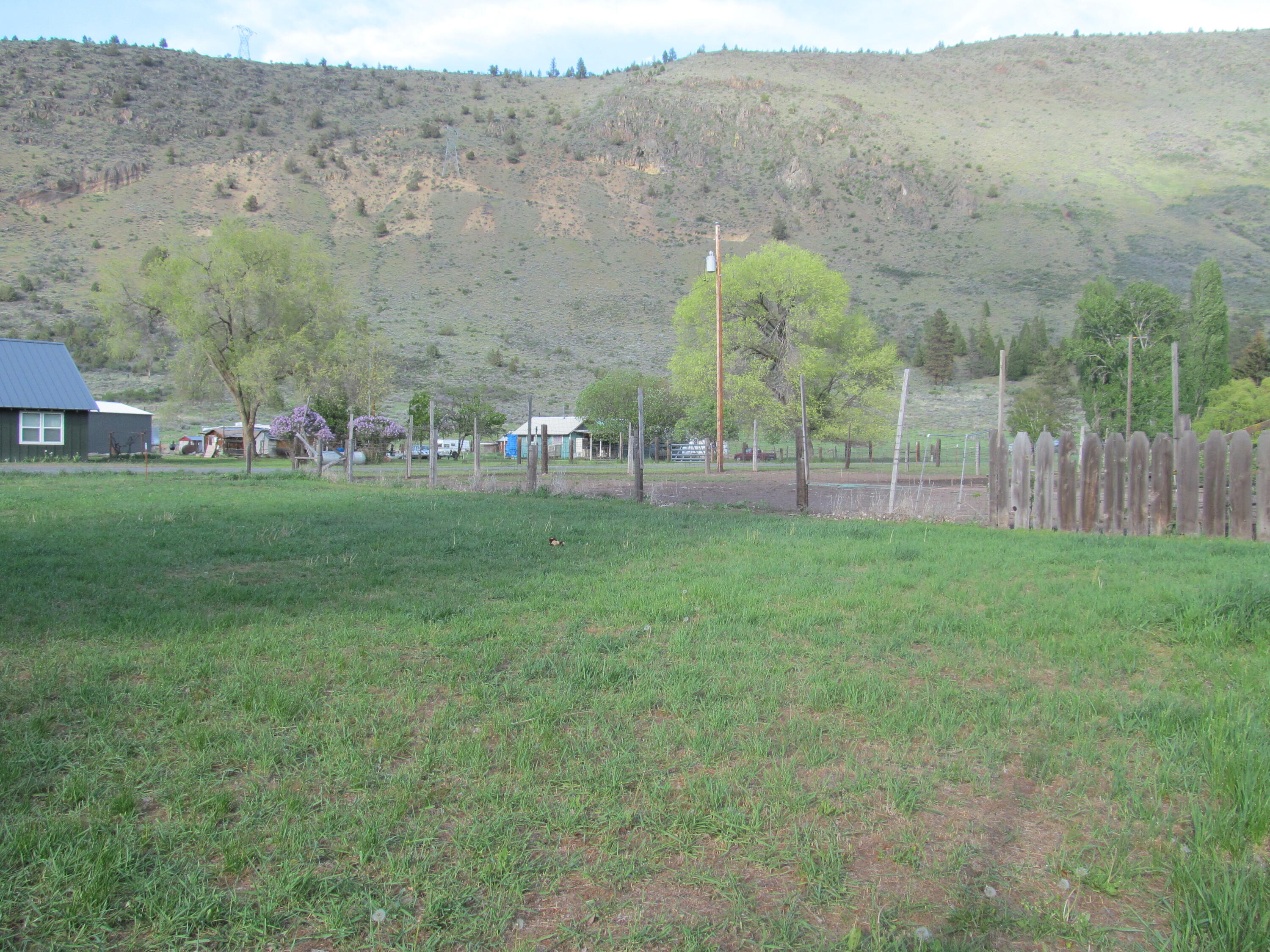 8887 Shady Pine Road Klamath Falls, OR 97601 - Photo 5 of 6 IMG_0446