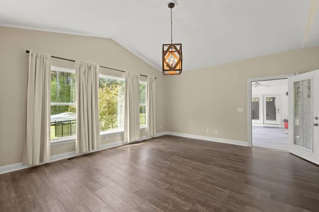 $749,900 | 515 County Rd S-18-48, St. George, SC 29477