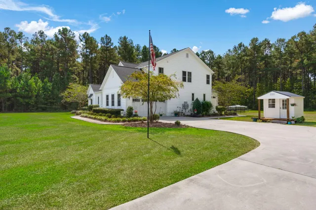 $749,900 | 515 County Rd S-18-48, St. George, SC 29477