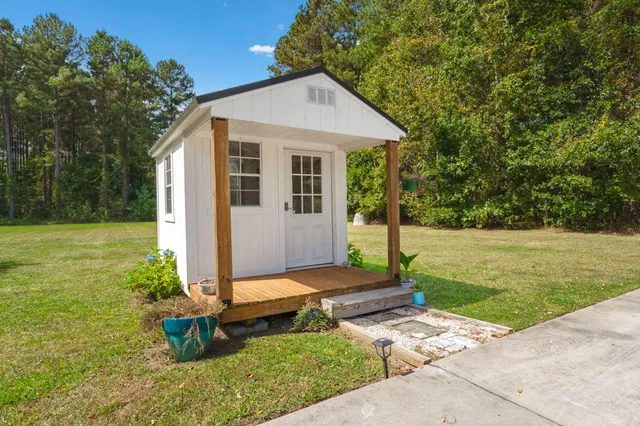 $749,900 | 515 County Rd S-18-48, St. George, SC 29477