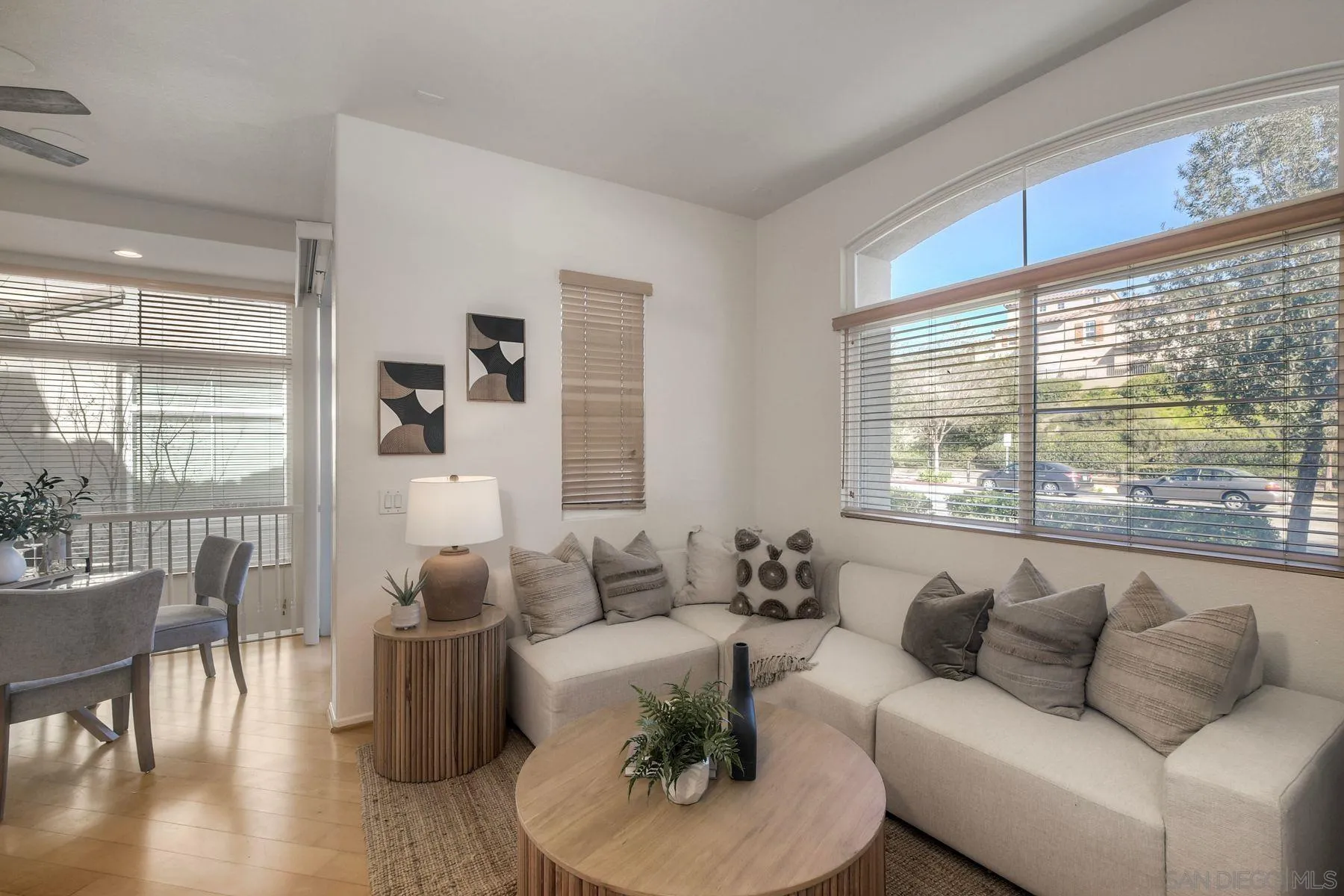 598 Almond Road San Marcos, CA 92078 - Photo 2 of 28