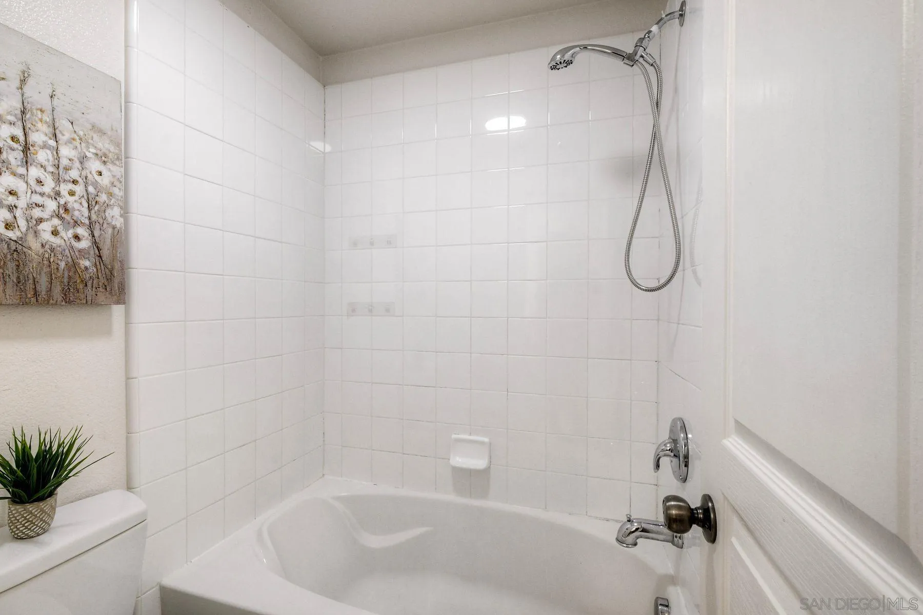 598 Almond Road San Marcos, CA 92078 - Photo 21 of 28