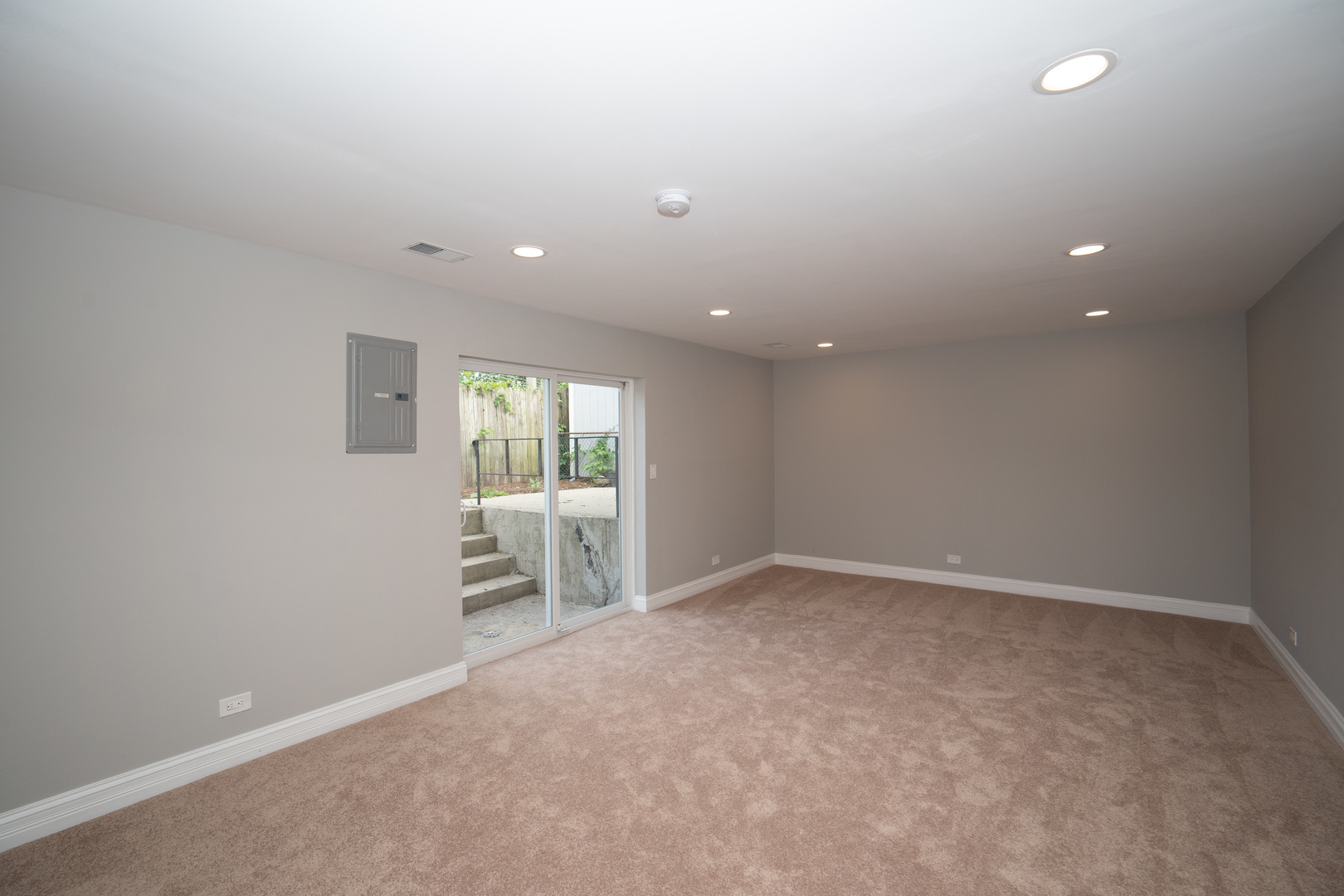 9433 Terminal Avenue Skokie, IL 60077 - Photo 15 of 21