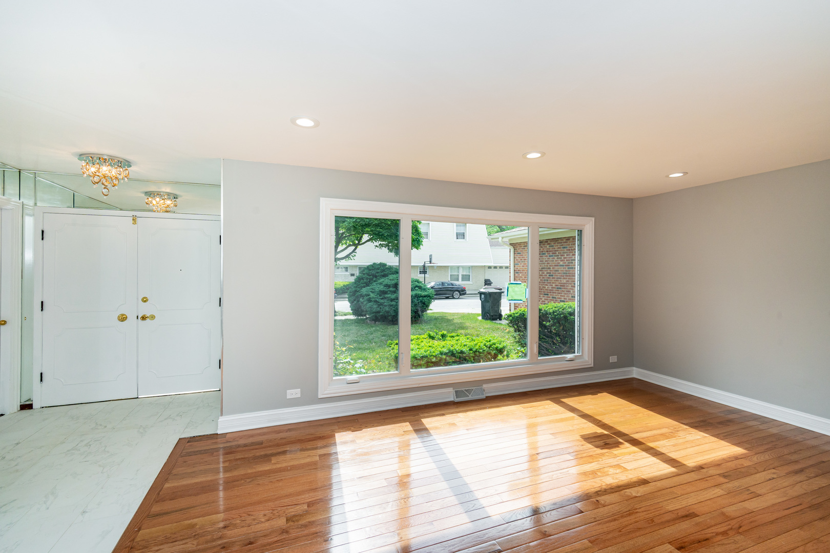 9433 Terminal Avenue Skokie, IL 60077 - Photo 3 of 21