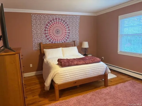 $2,750 | 6 Windermere Place, Unit 10, Rockville Centre, NY 11570