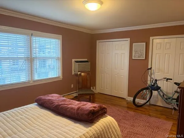 $2,750 | 6 Windermere Place, Unit 10, Rockville Centre, NY 11570