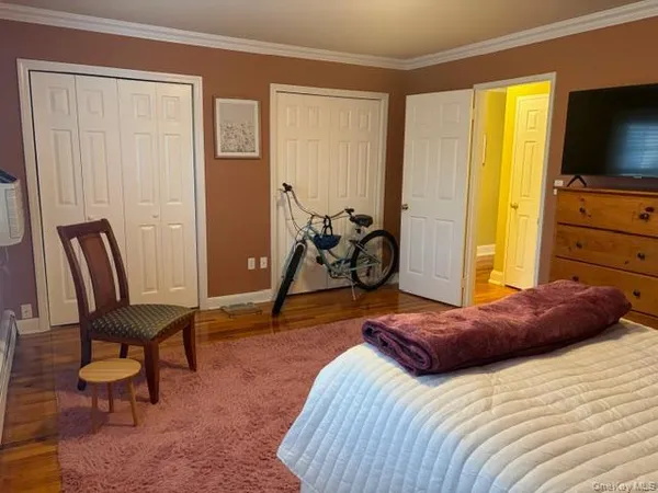 $2,750 | 6 Windermere Place, Unit 10, Rockville Centre, NY 11570