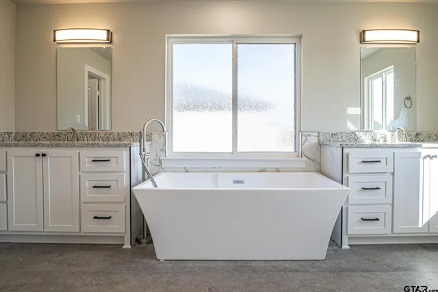 $2,750 | 15463 Anna Lane, Lindale, TX 75771