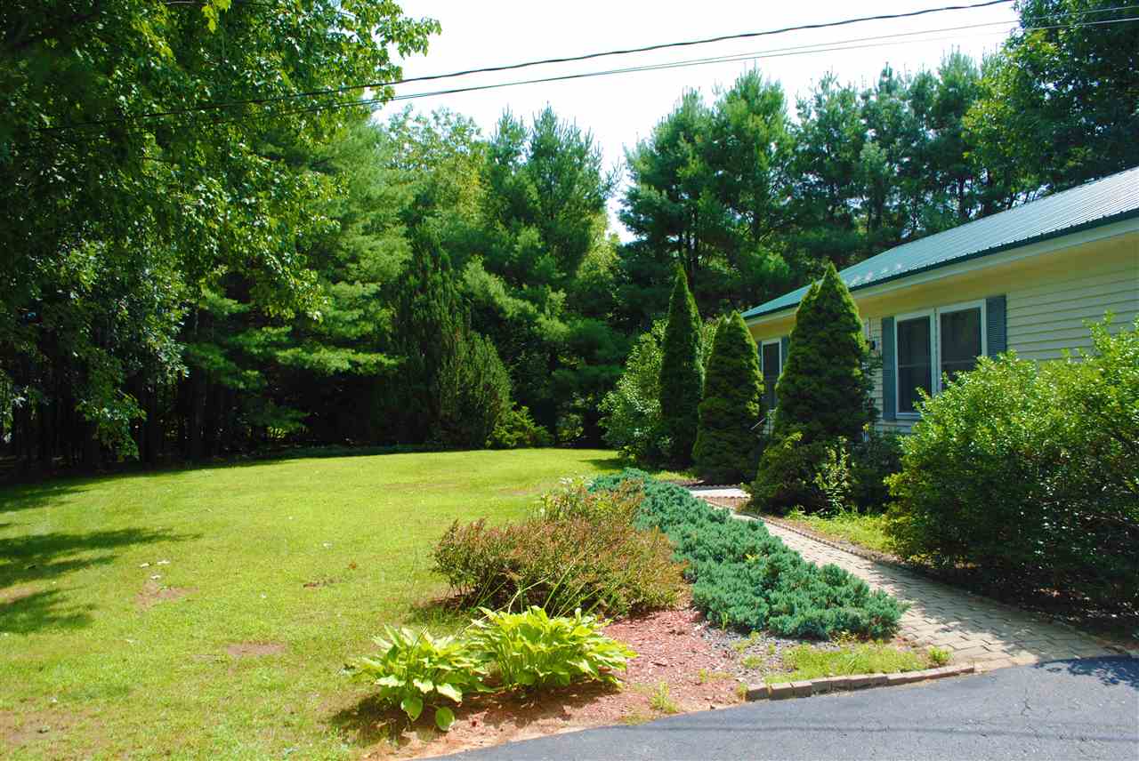 18 Flagg Road Rochester, NH 03839 - Photo 3 of 27
